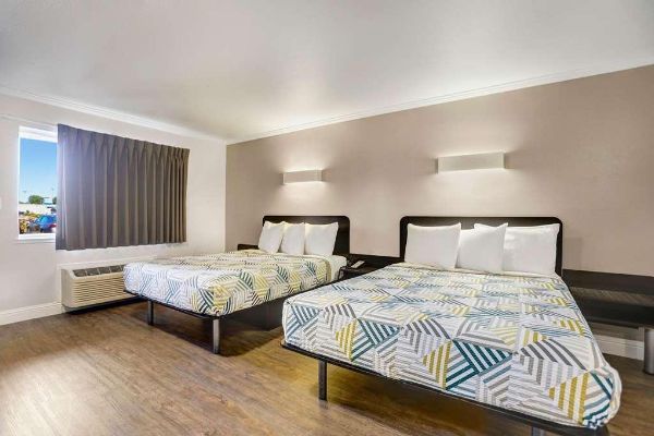 MOTEL 6 LODI CA (Lodi)